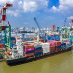 Chi phí vận chuyển container Bắc – Nam đắt gấp đôi đi Mỹ